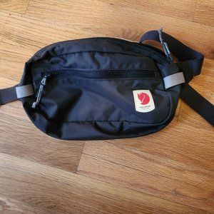 Fjallraven high coast hip pack dark grey